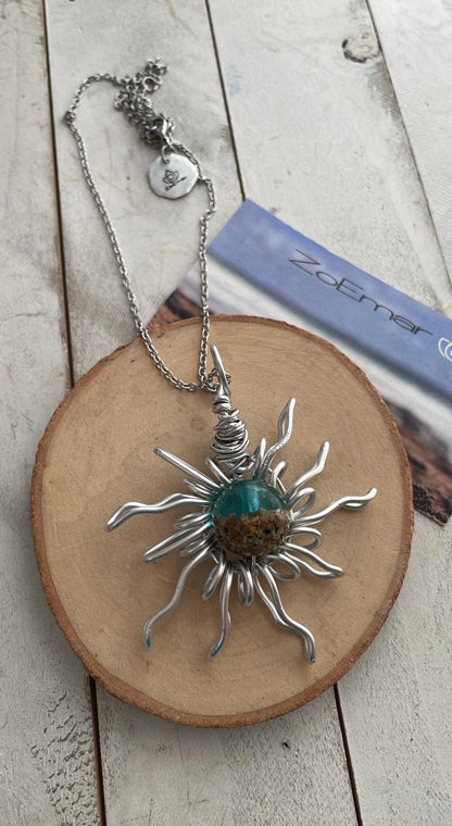 Sunny Chain